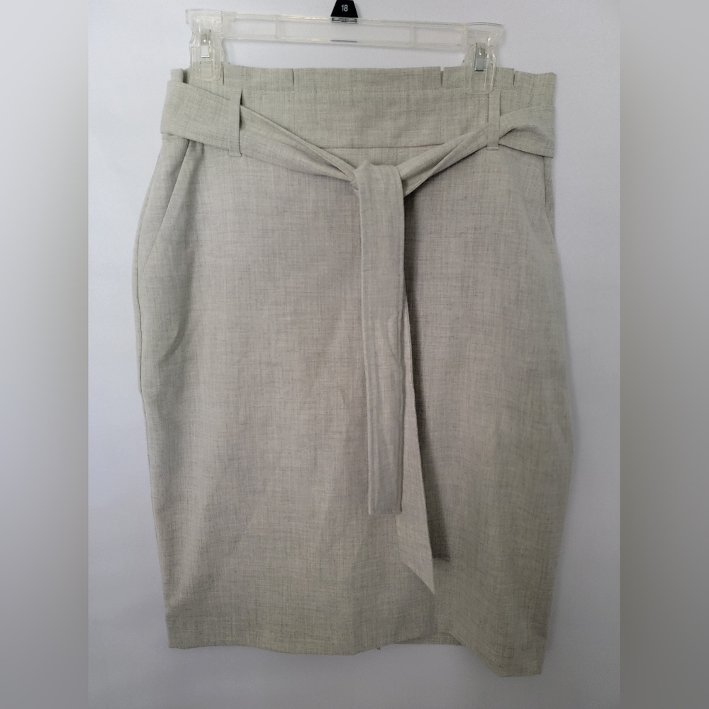 Ann Taylor Knee-Length Pencil Skirt Size 10